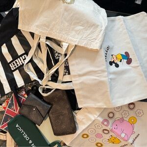 Over 30 Vintage Tote bags plus 2 vintage LV  bags for Sale
